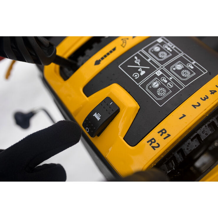 CUB CADET 2X® 30' IntelliPOWER® EFI SNOW BLOWER (31AH5GVO710)