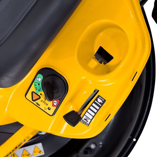 Cub Cadet CC30 Riding Lawn Mower